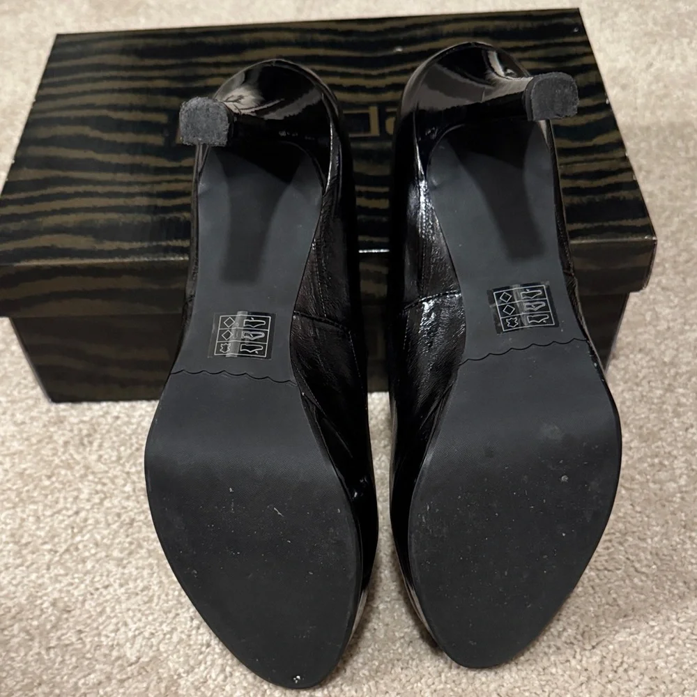Moda Glossy Black Women's Heels - Picture 7 of 7